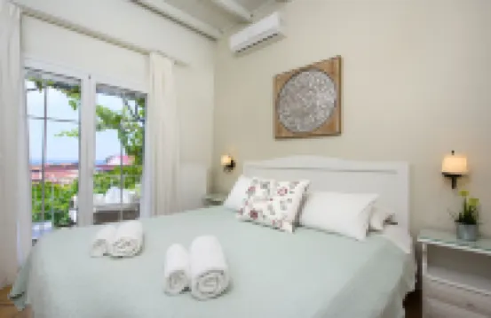 Sebastian's - Agios Gordios Beach