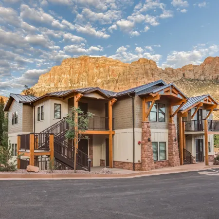 Watchman Villas