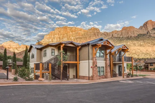 Watchman Villas - Pet friendly