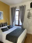 A l'Aube des Volcans Hotel a Les Ancizes-Comps