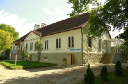 Haeska Manor Hotels in 