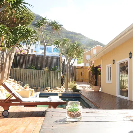 Hout Bay Breeze Отели рядом с достопримечательностью «Гора Чапманс-Пик»