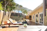 Hout Bay Breeze Hotels in Hout Bay