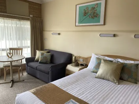 Marriott Park Motel Отели в г. Меру Медоу