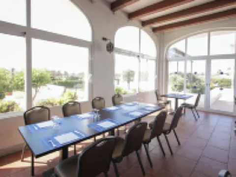 Ohtels Cabogata โรงแรมในRetamar