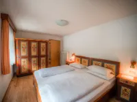Hotel Ustaria Posta Hotels in Abtei
