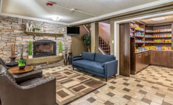 Magnuson Hotel Detroit Airport