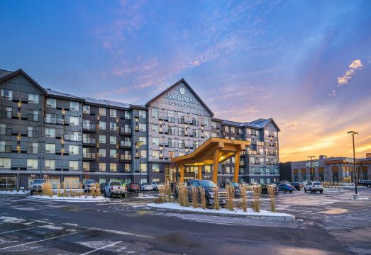 샌드맨 시그니처 오타와 에어포트 호텔