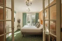 OYO Devonshire Park Hotel - ที่มีบาร์