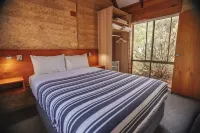 Bussells Bushland Cottages - parking