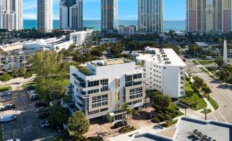 Roami at Sunny Isles