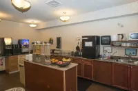 Lakeview Inns & Suites - Chetwynd - breakfast