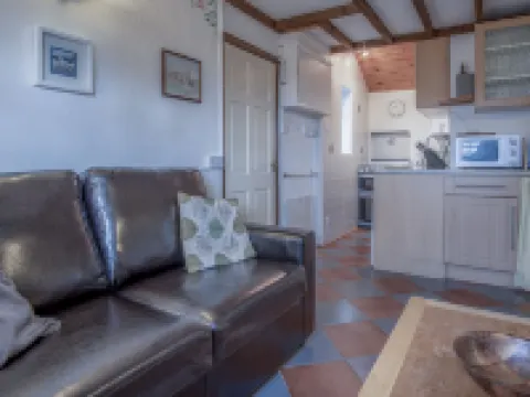 Honeysuckle Cottage - 1 Bedroom Cottage - Amroth Hotels in Amroth