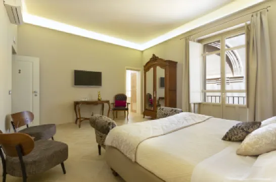 麥克奧提伽住宿加早餐旅館 馬尼亞切城堡附近的飯店