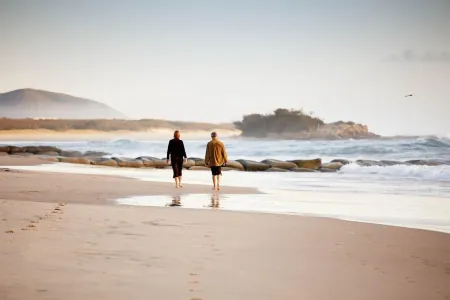 Langley Park Apartments Отели рядом с достопримечательностью «Маручйдор Бич»