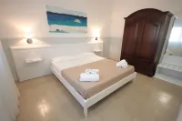 Punta Prosciutto Bed Hotels in Torre Lapillo