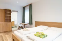 Flockner B&B فنادق في Sankt Leonhard