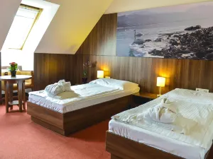 Royal Club Hotel