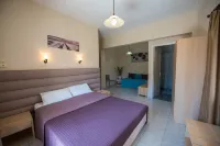 Theano Hotel فنادق في Poros