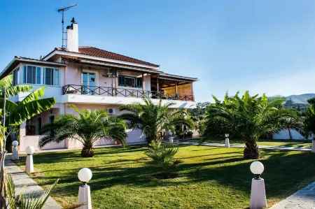 Acapulco Marinos Apartments- Adults Only Отели рядом с Аэропорт Закинтос