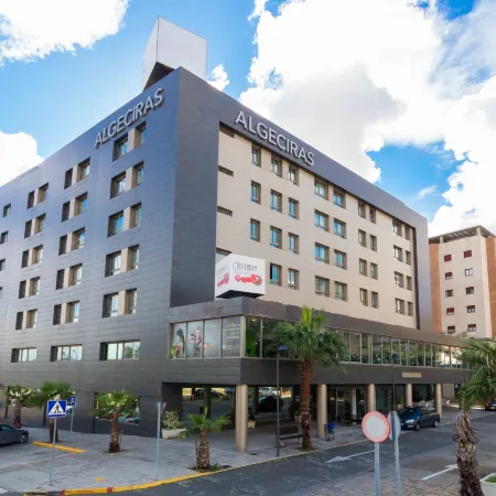 Suittes Hotel
