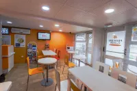 Premiere Classe Saint Quentin - breakfast
