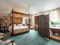 Compton House Hotels in Axbridge