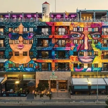 Rise Urban Art Hotel