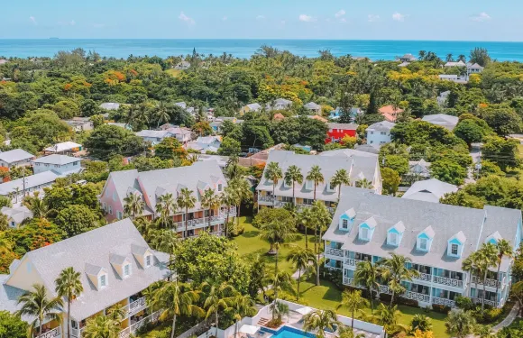 情人濱海度假村