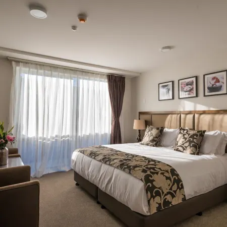 Golden Star Motel Отели рядом с достопримечательностью «Мона-вейл»