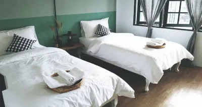 I-DNA PhanatNikhom Hometel Hotels near Wat Trairat Wanaram