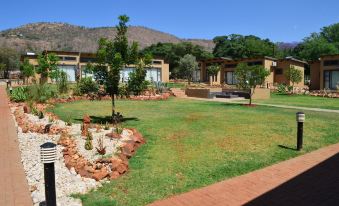 Manor Hills Guest Lodge