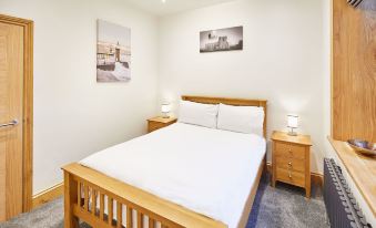 Host & Stay - Knight Retreat