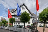 Boutique Hotel Poppenbütteler Hof Hotels in Ahrensburg