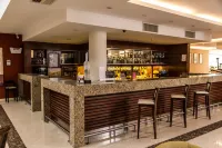 Hotel Casino Acaray - С баром