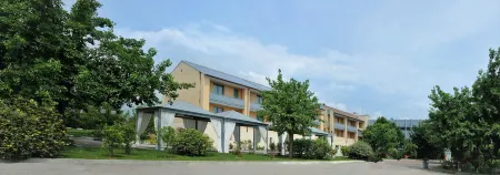 Hotel Ristorante Primavera Отели рядом с достопримечательностью «Piazza del Popolo»