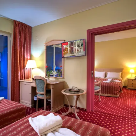 Angelika Pallas Hotel