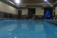 Comfort Inn & Suites Cedar Rapids Cid Eastern Iowa Airport - piscine