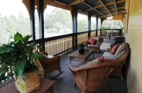 Yea Peppercorn Hotel Hotels in Strath Creek