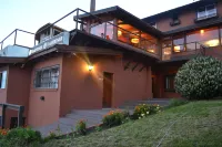 Hostel Inn Bariloche Hotel a 