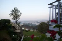 Sinclairs Retreat Ooty - vue sur la montagne