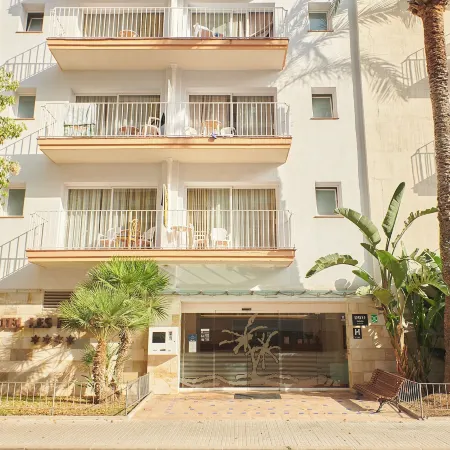 Hotel Dwo les Palmeres