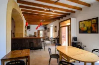 Embat - Hostel