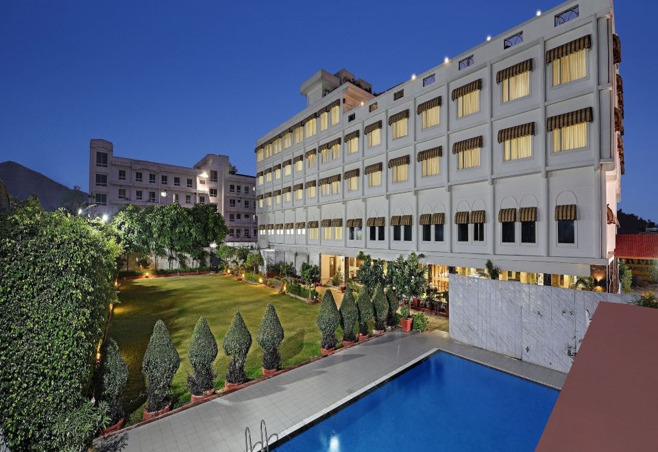 hotel overview picture