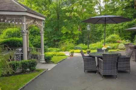 Best Western Valley Hotel Отели в г. Лейтон энд Итон Константин