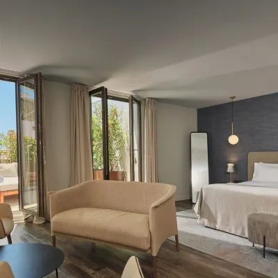 Sant Jaume Design Hotel Hotels near La Rambla
