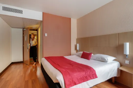 Ibis Angers Centre Château