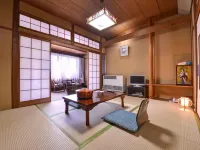 Yamamoto Ryokan - Homestays