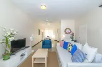 Nianna Coral Bay Stunning Townhouse- 5 Отели в г. 