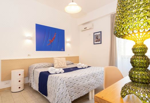 호텔 빌라 리타